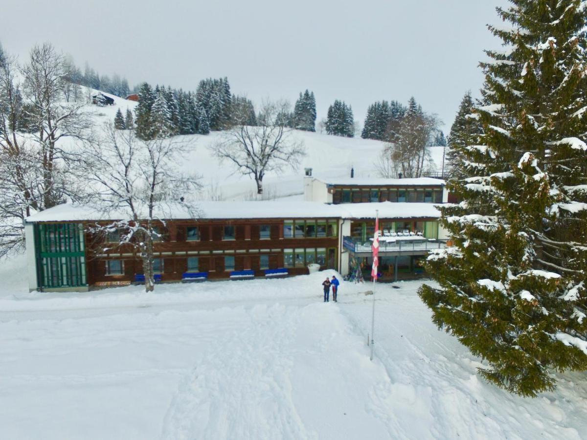 Lovell Camps - Mountain Lodge Gstaad Esterno foto